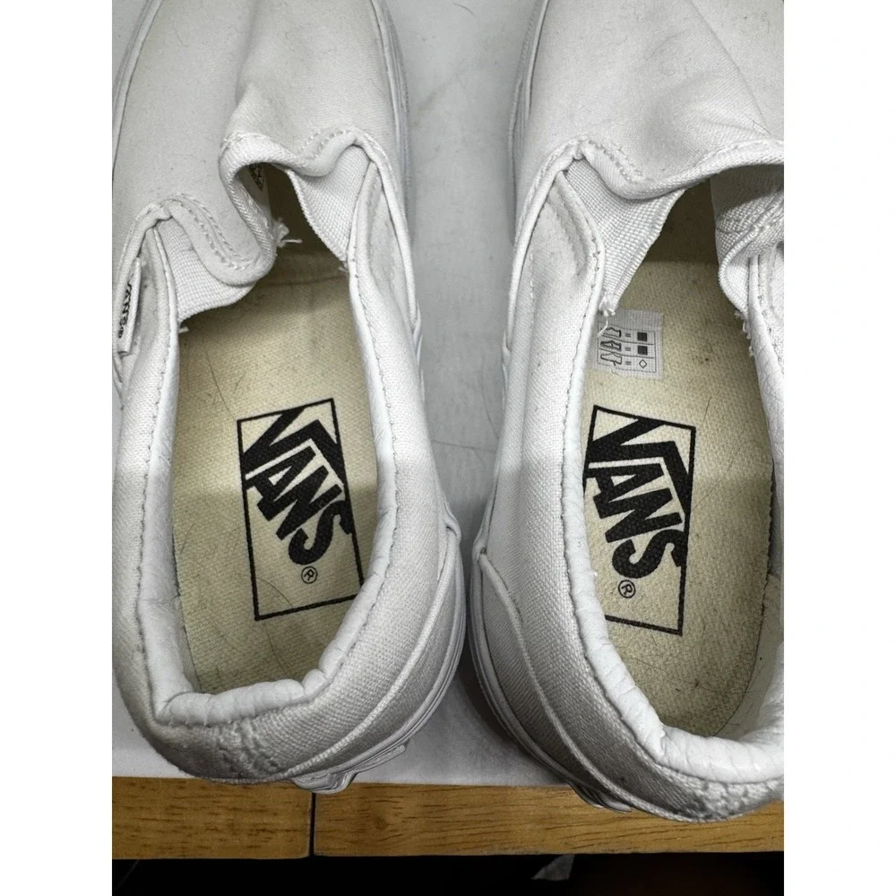 Women's Vans Size 5.5 White Platform Slip On EUC SB22